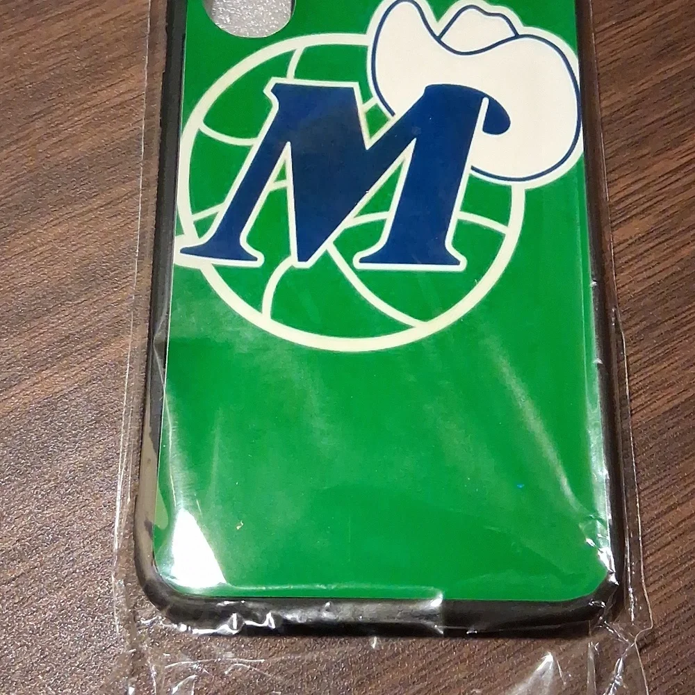 Green Cell Phone Case with Logo Nba Team Galaxy S24 Plus